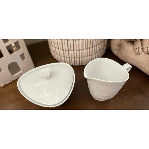 Hutschenreuther Selb Bavarian porcelain creamer and sugar set - Picture 2 of 12